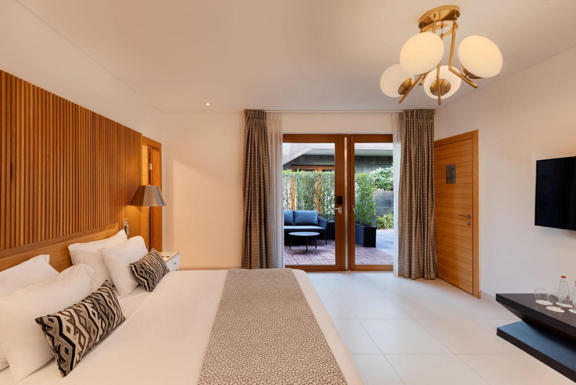 The Setai Sea Of Galilee Hotel Ein Gev Exterior photo